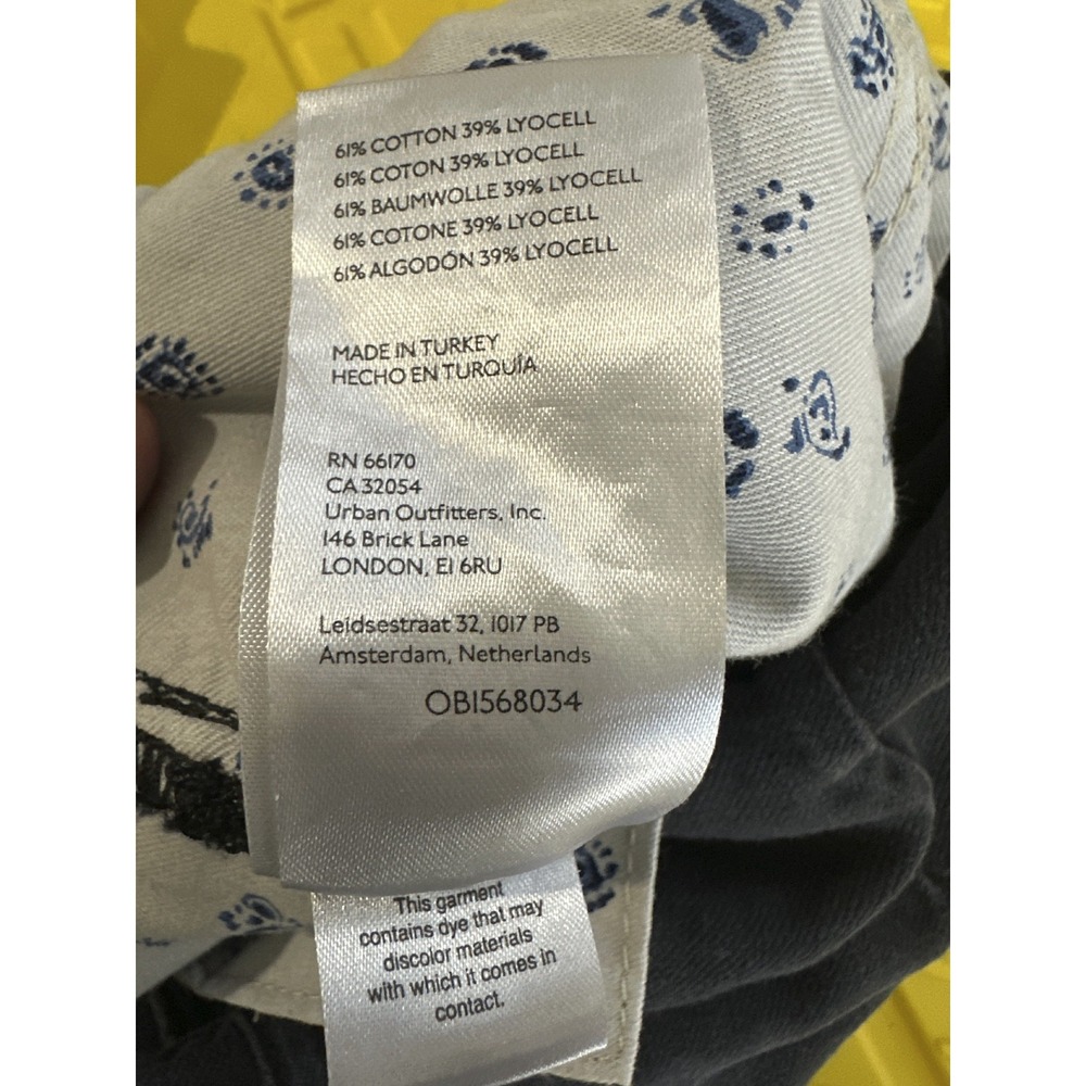 Pilcro x Anthropologie Puddle Jumpsuit Wide Leg Faded Black Raw Hem 28 Tall - Picture 11 of 16